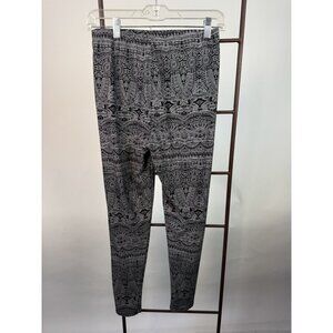 Black & White Tribal Print Leggings Plus Size By VIV Collection Polyester/Spande